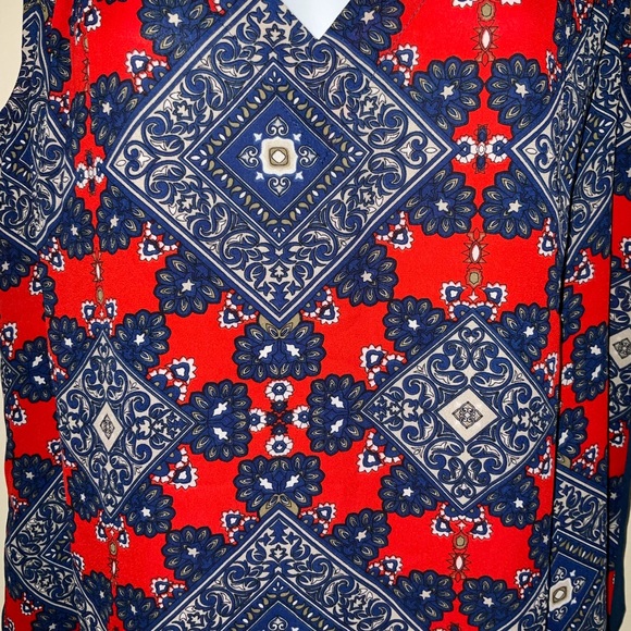 Daniel Rainn M Blouse Red Blue Geometric Lightweight Sleeveless V Neck Plunge - Picture 2 of 6